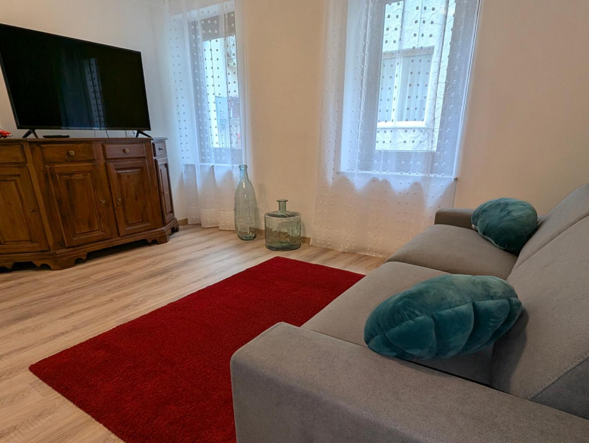 Spazioso E Completo Appartamento Con 3 Camere, Doppi Servizi, Fino A 8 Posti Letto Pedavena Kültér fotó